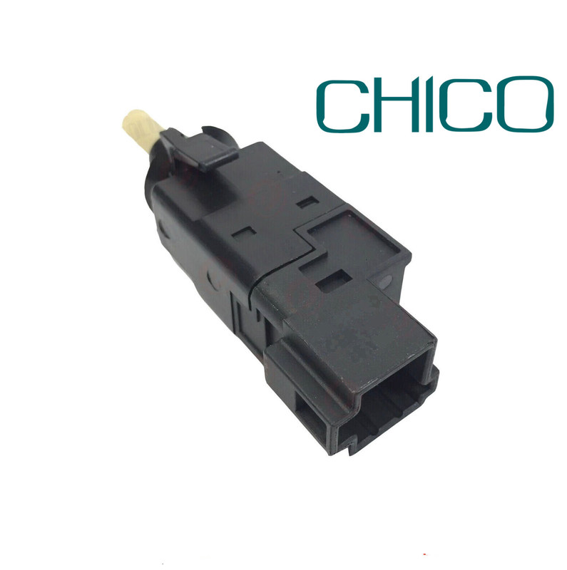 메르세데스 벤츠 제동등은 0015452009를 바꿉니다